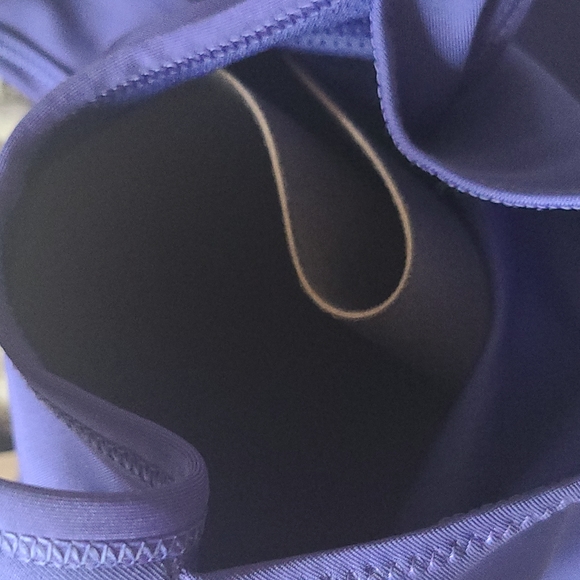 Nike Yoga XXL, L, XS Dri-FIT Swoosh High- Neck Sports Bra- Large - Picture 7 of 9